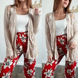 American Rag aesthetically cozy Cream laced open front Cardigan size large